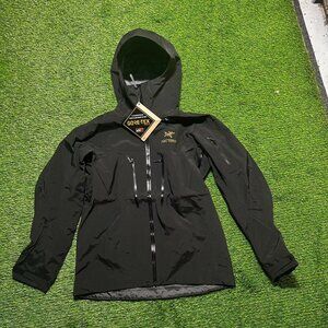 Arc'teryx Men's Black Jacket